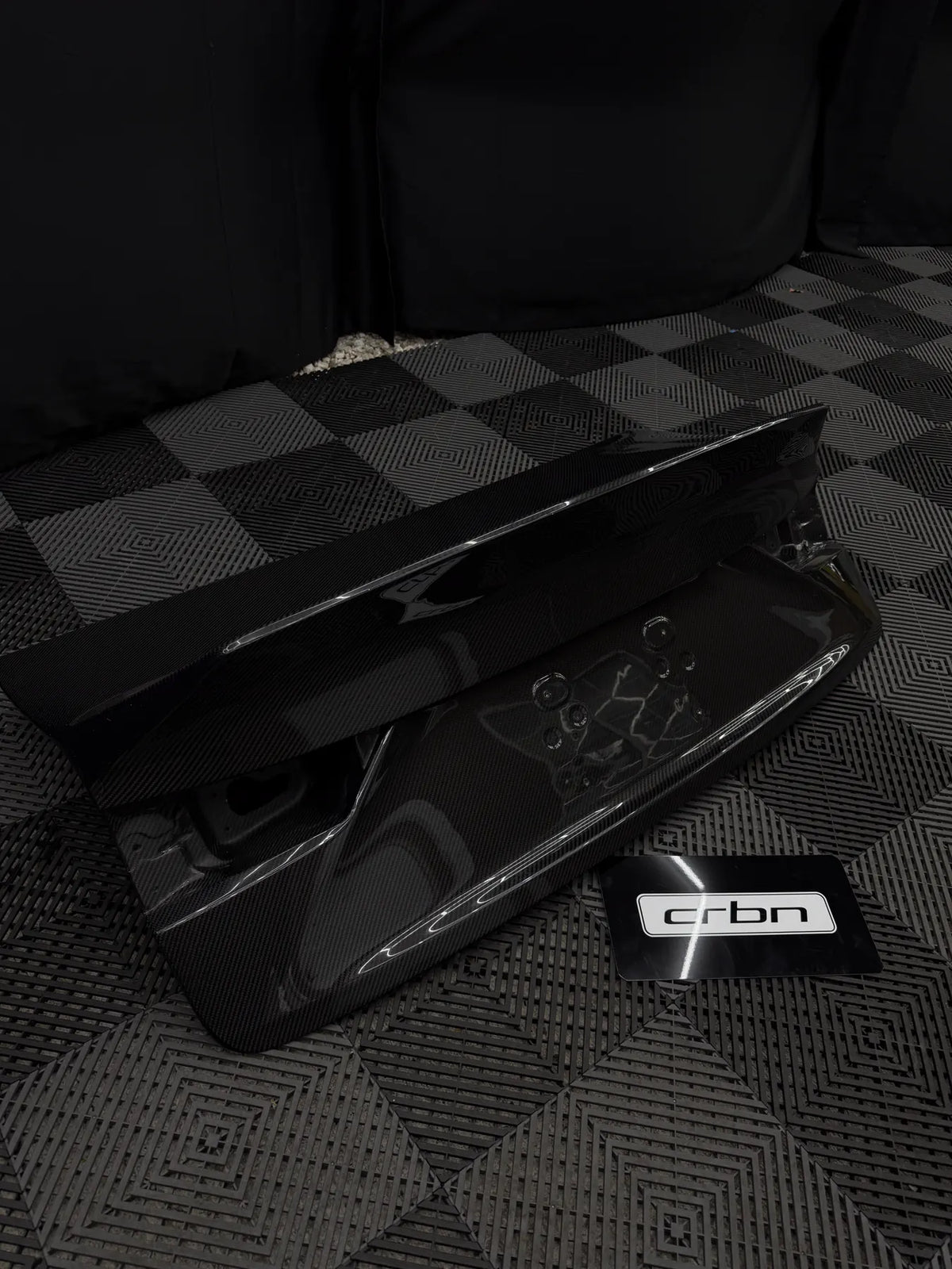 Carbon fiber trunk lid